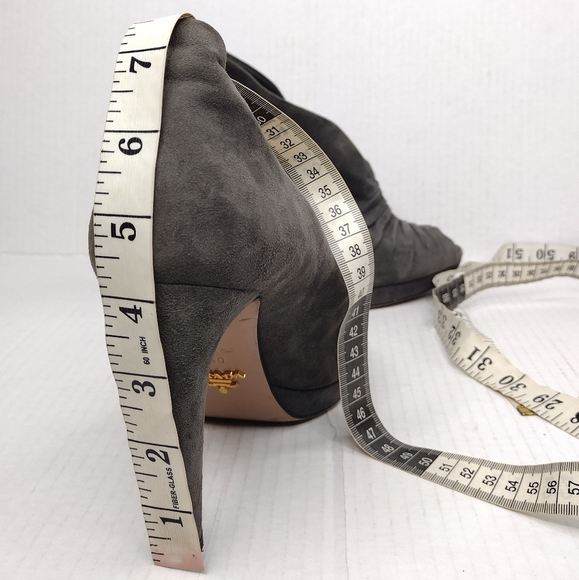 Prada Women's Gray Suede Open Toe High Slender Heel Slip On Heels Sz 10 - Picture 12 of 15
